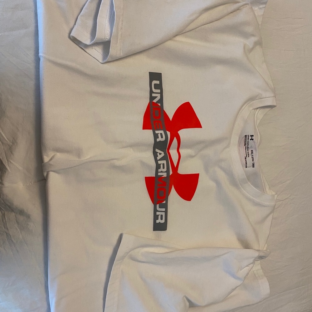 Under Armour men’s T-shirt